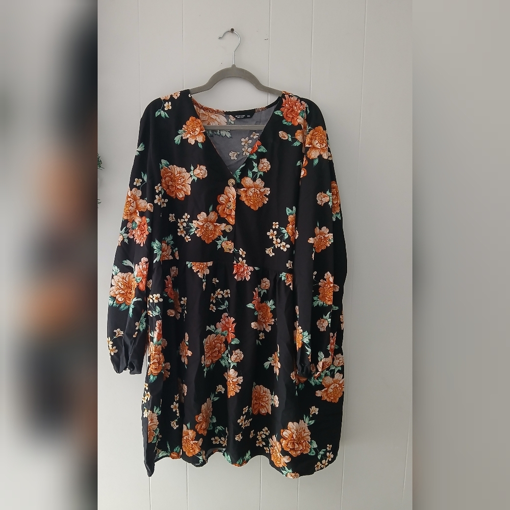 SHEIN Black Floral Long Sleeve Dress